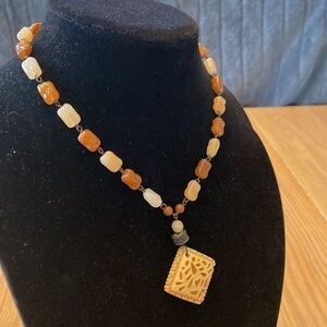 𝅺🍀BEADED Necklace with filigree pendant